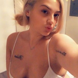 Meet your Posher, Stefanie